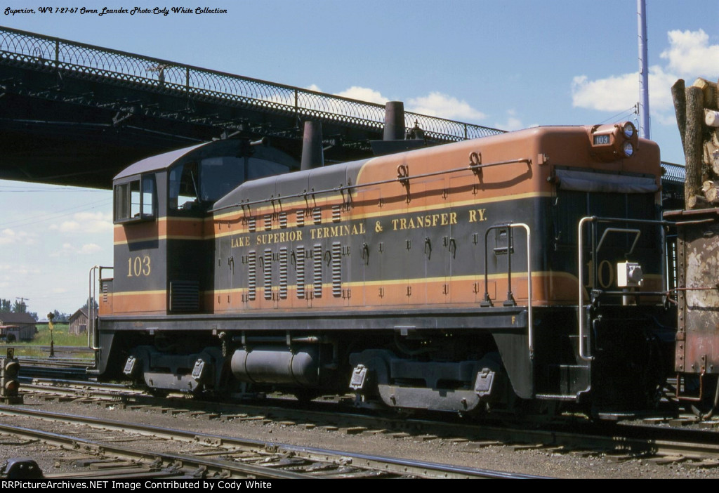 Lake Superior Terminal and Transfer NW2 103